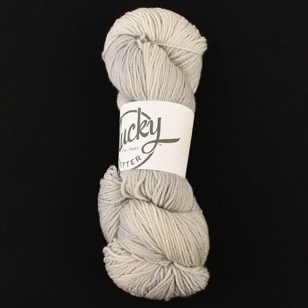 Plucky Knitter Trusty Fingering Yarn 375 Yds 100% SW Merino Wintry Mix Gray